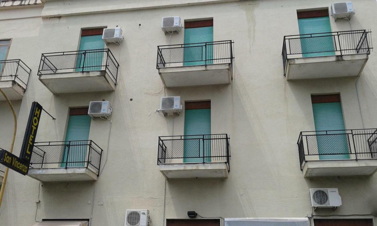 Hotel San Vincenzo Soverato Marina Bagian luar foto