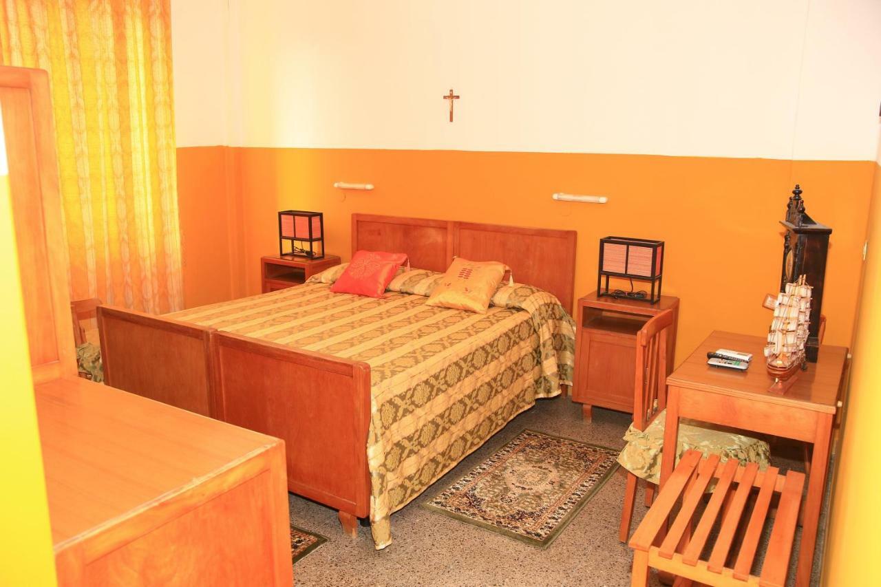 Hotel San Vincenzo Soverato Marina Bagian luar foto