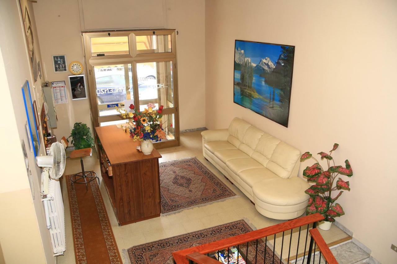Hotel San Vincenzo Soverato Marina Bagian luar foto